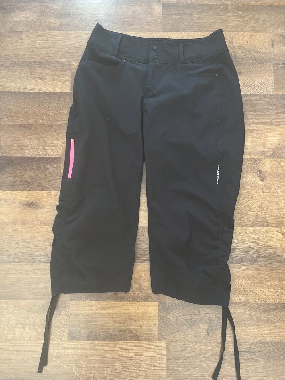 Nishiki Black Capri Pants with Pockets Size 6